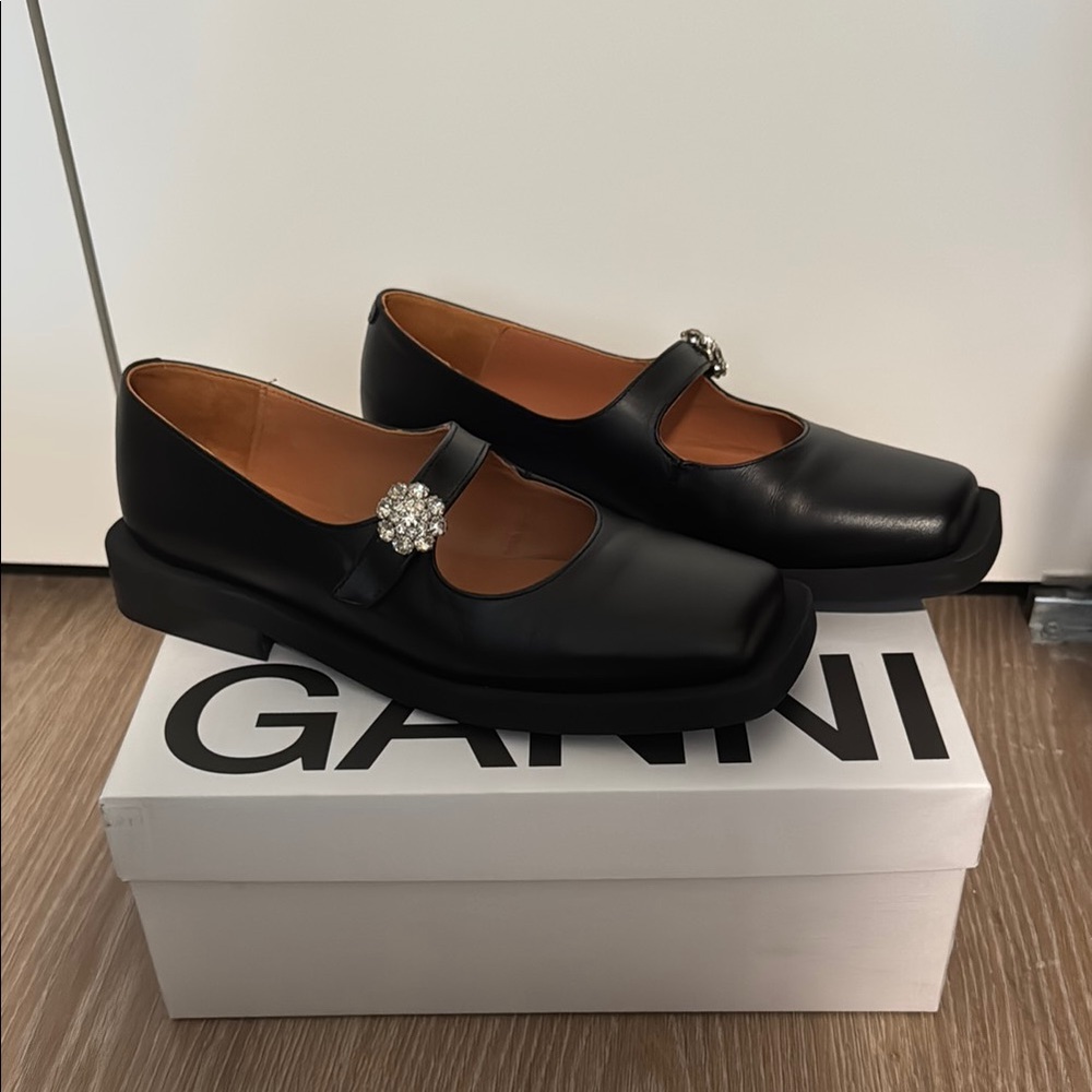 GANNI Black Leather Classic Mary Jane Ballerinas